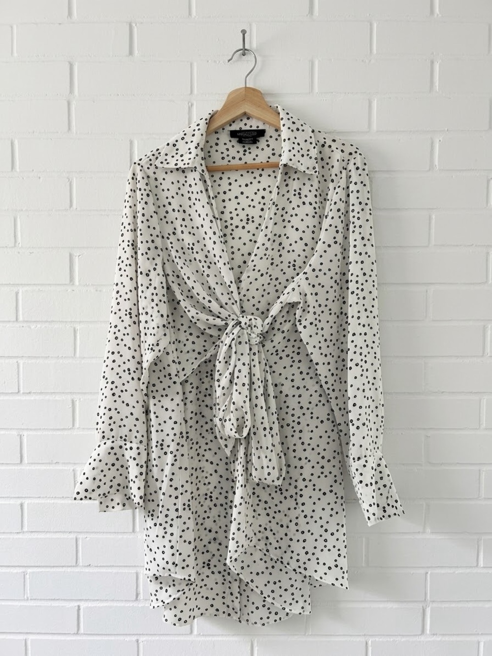 Michel Studio Animal Print Tie Front Tunic Blouse White Black Size 18
